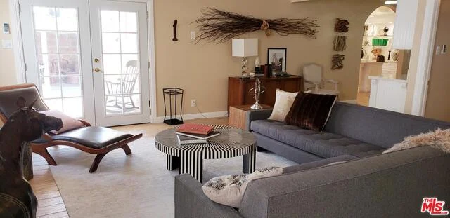 2701 Granville, Los Angeles, CA 90064