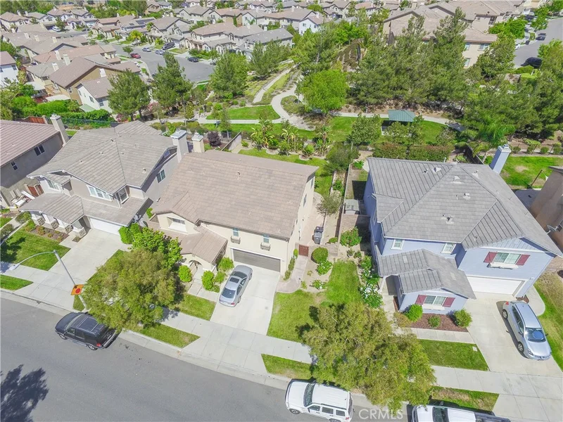 11210 Evergreen, Corona, CA 92883