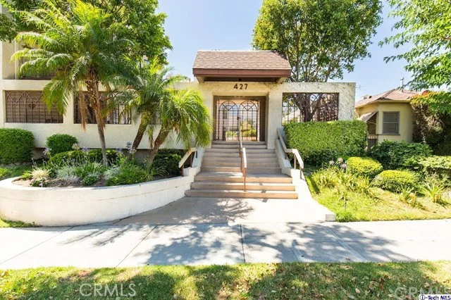 427 Orange Grove #106, Burbank, CA 91501