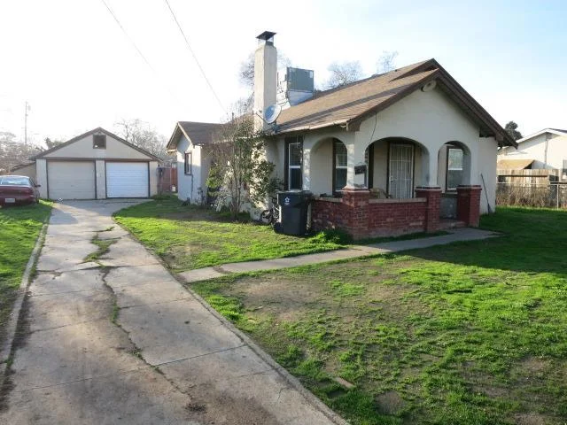 617 Carroll, Stockton, CA 95215