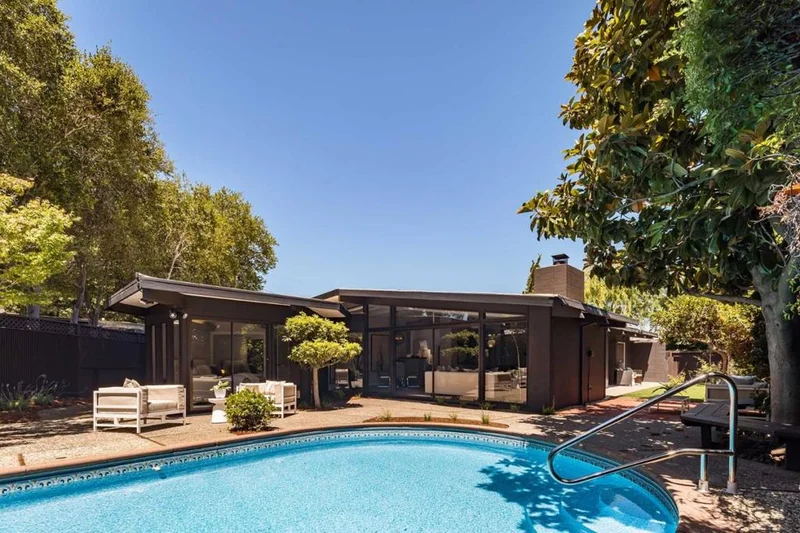 4146 Amaranta, Palo Alto, CA 94306