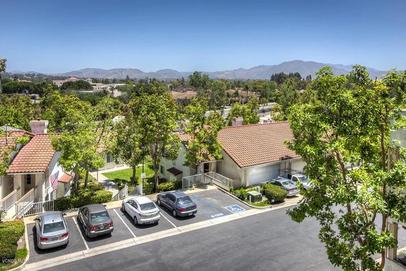 2533 Antonio #303, Camarillo, CA 93010