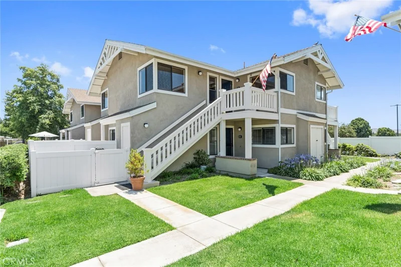 255 Tarocco, Irvine, CA 92618