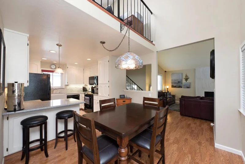 1235 Henderson #E, Sunnyvale, CA 94086