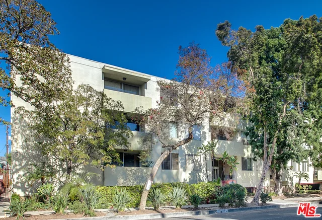 1010 Kings #317, West Hollywood, CA 90069
