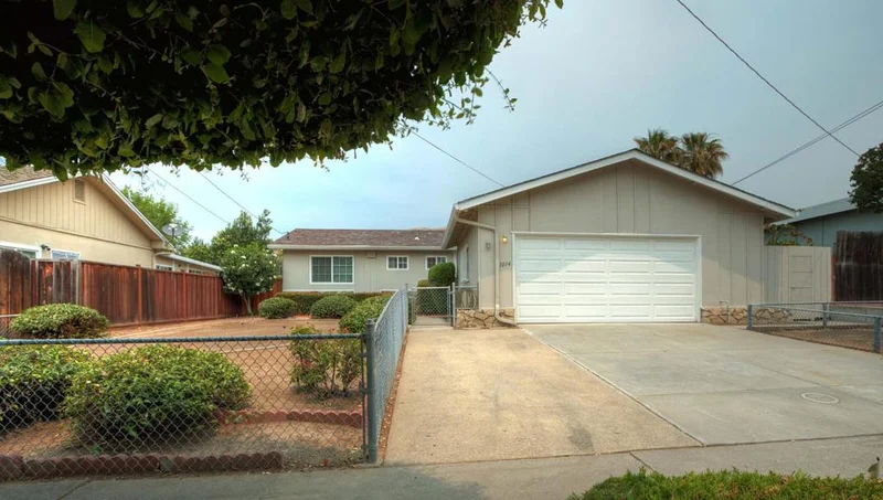 1014 Hobie, San Jose, CA 95127