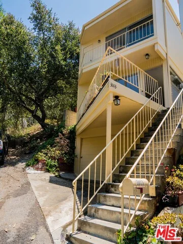 3013 Valevista, Los Angeles, CA 90068