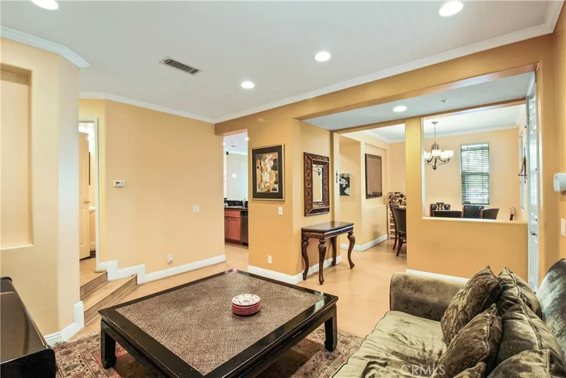 10 Garrison Loop, Ladera Ranch, CA 92694