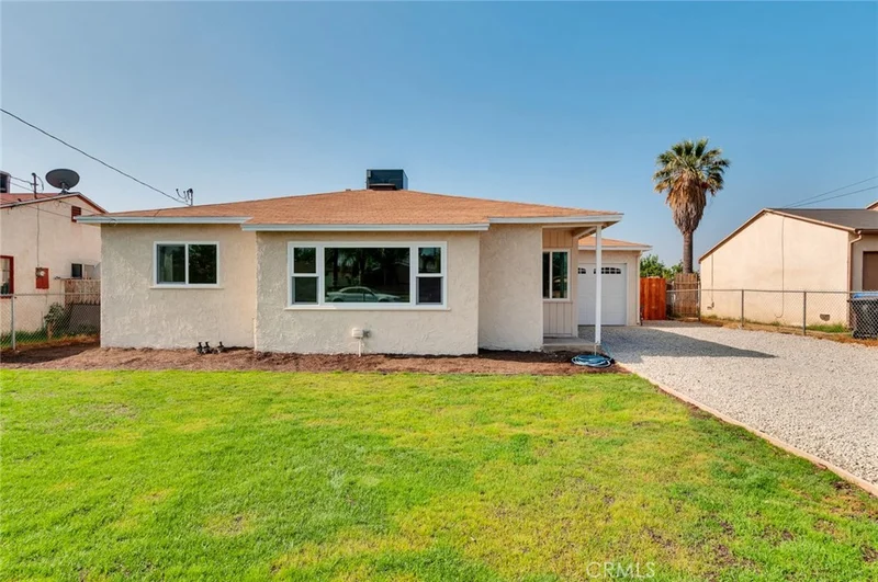 413 South, Rialto, CA 92376