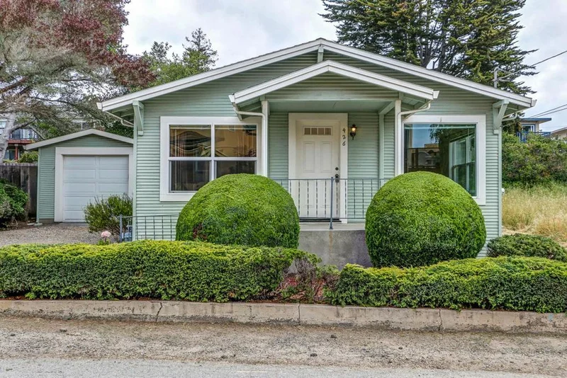 426 Hillcrest, Aptos, CA 95003