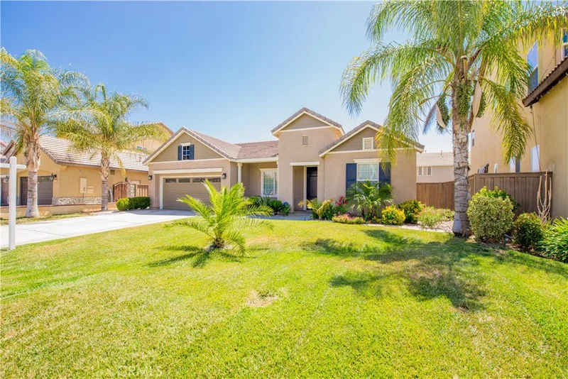 557 Peregrine, San Jacinto, CA 92582
