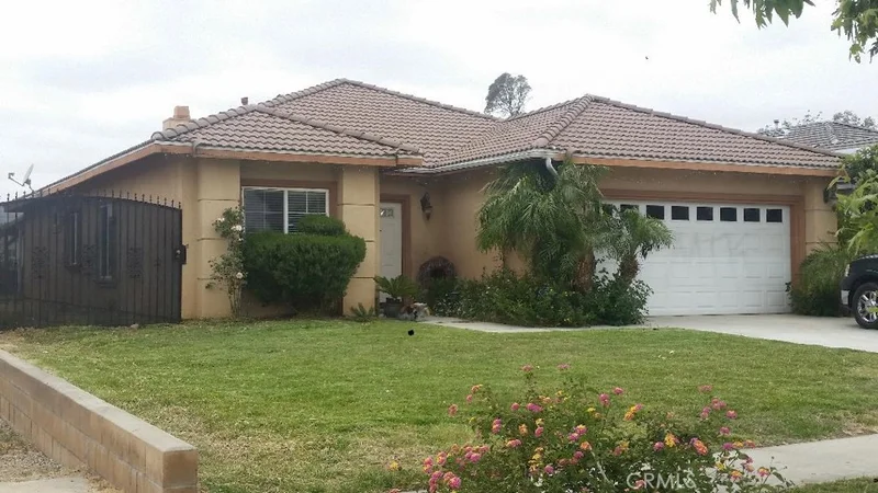 7678 Oleander, Fontana, CA 92336