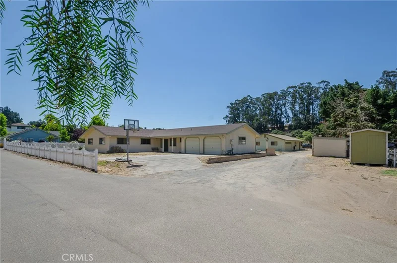 878 Clark, Santa Maria, CA 93455