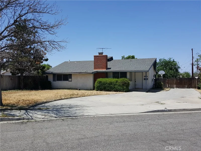1045 Dixie, Hemet, CA 92543