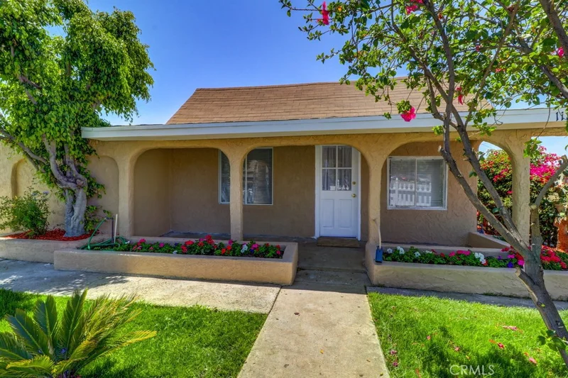11861 Hewes, Orange, CA 92869