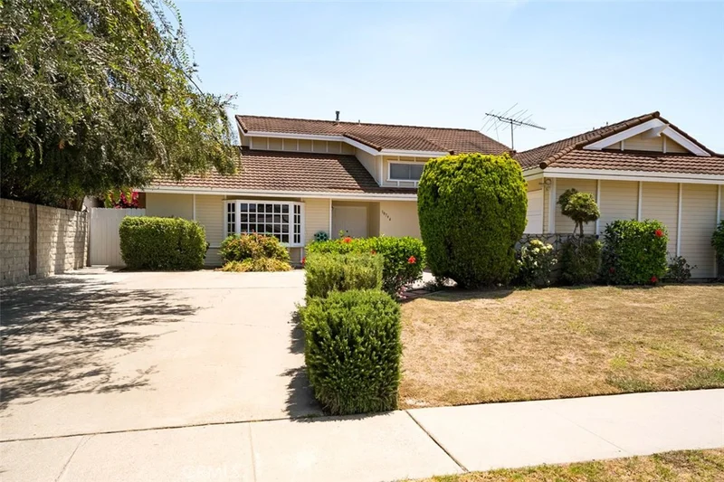18794 San Felipe, Fountain Valley, CA 92708