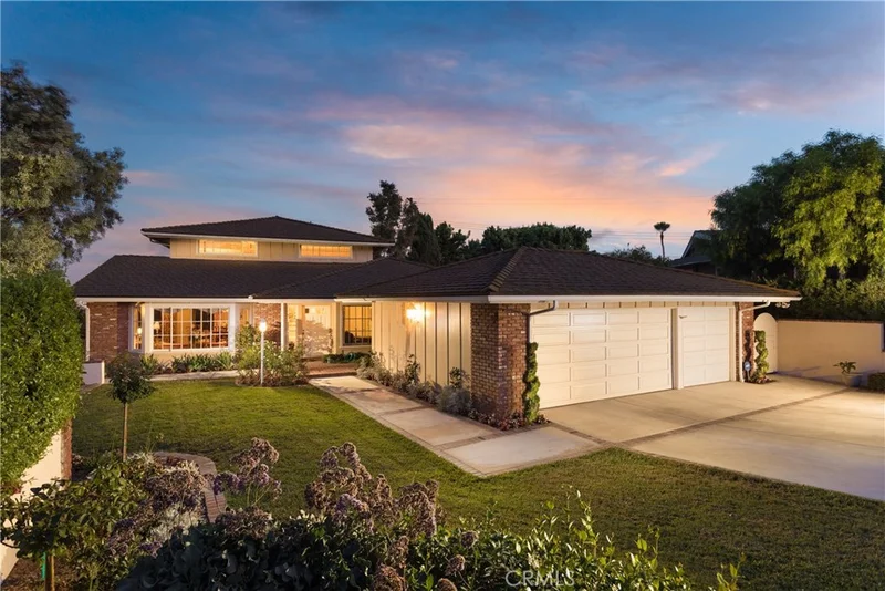 1012 Miramar, Fullerton, CA 92831
