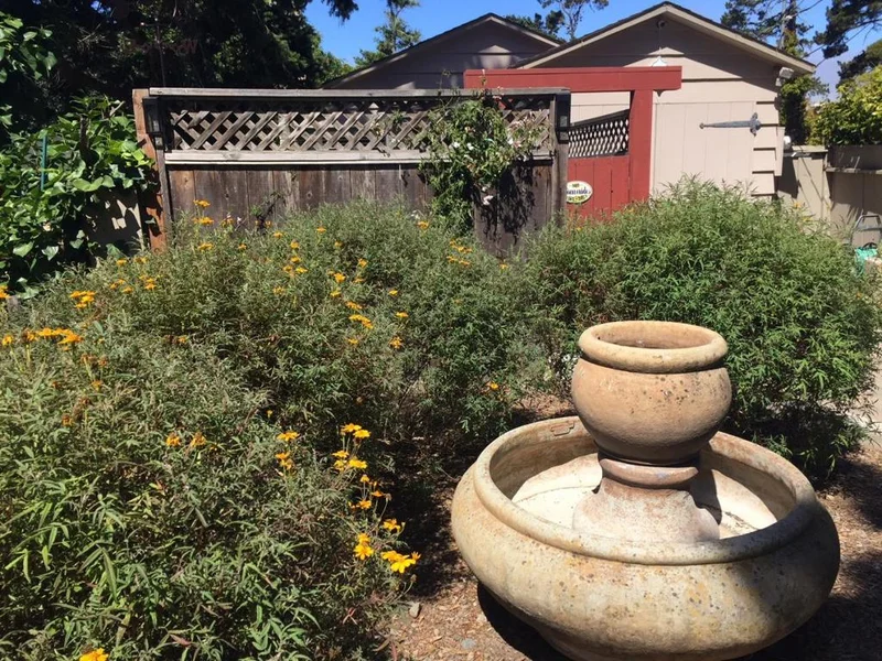 3 SW Of 8th, Carmel, CA 93921
