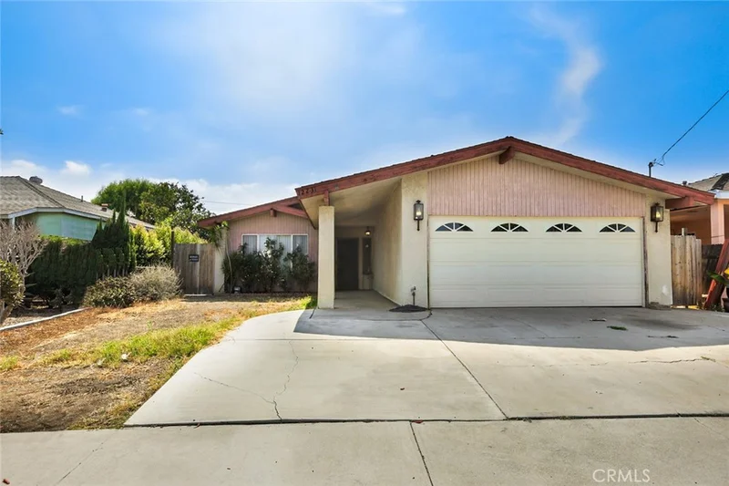 12231 Menlo, Hawthorne, CA 90250