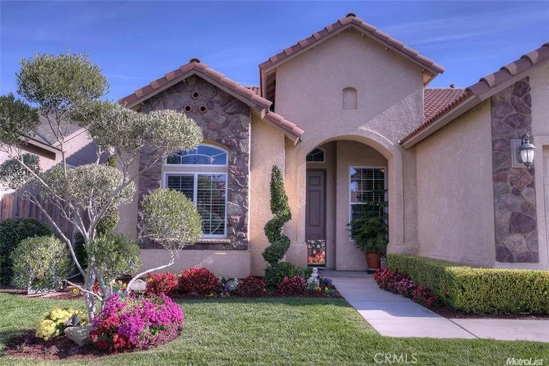 1127 Toschi, Madera, CA 93637