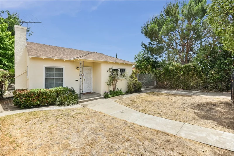 258 Santa Anita, Burbank, CA 91502