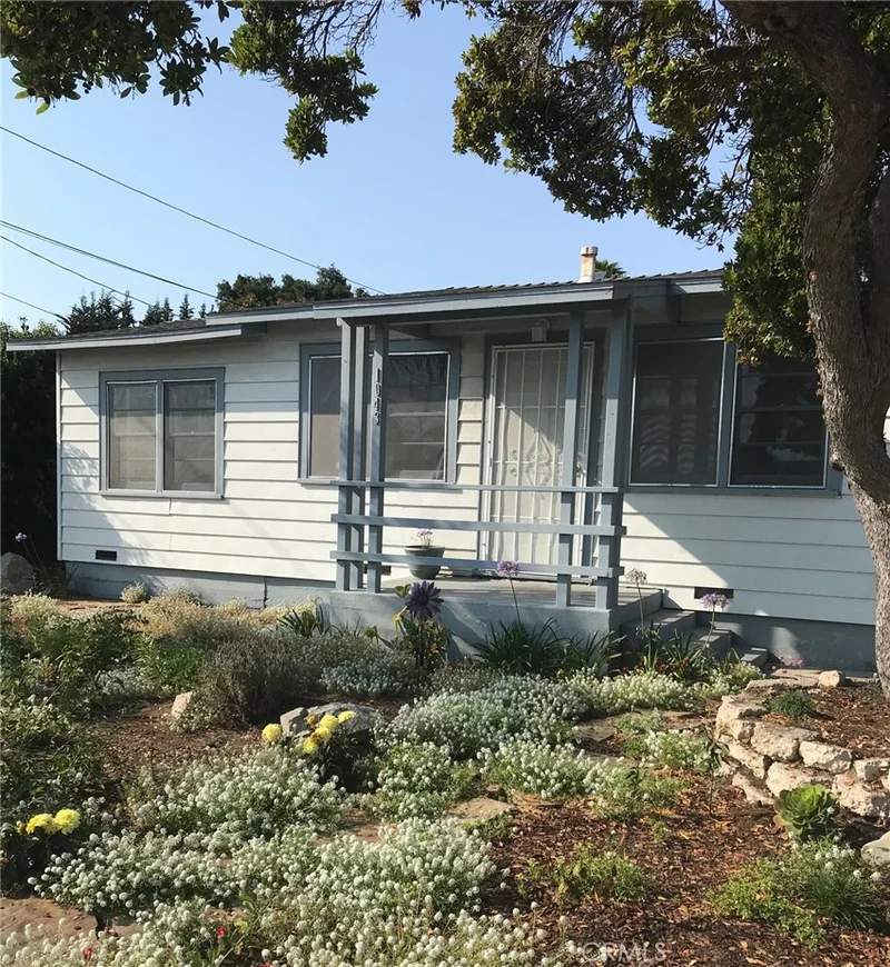 1043 Ritchie, Grover Beach, CA 93433