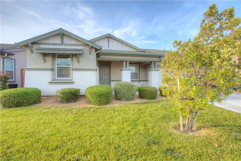 5156 Pine, Fresno, CA 93722