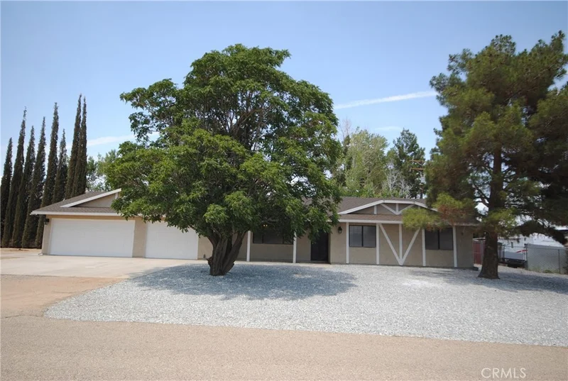 18960 Seaforth, Hesperia, CA 92345