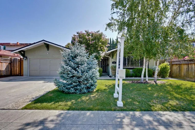 6284 Snell, San Jose, CA 95123