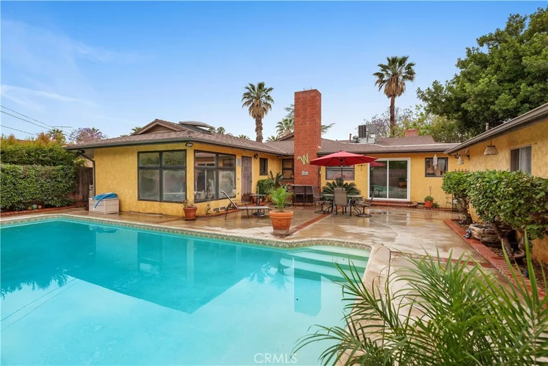 5153 Carlingford, Riverside, CA 92504