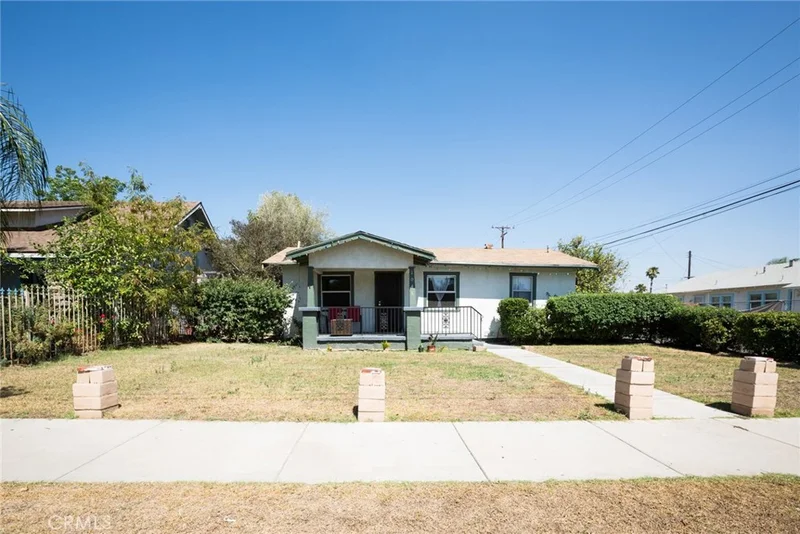 1046 9th, Colton, CA 92324