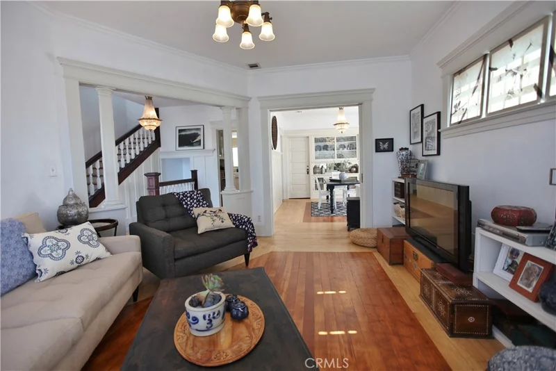 628 10th, Long Beach, CA 90813