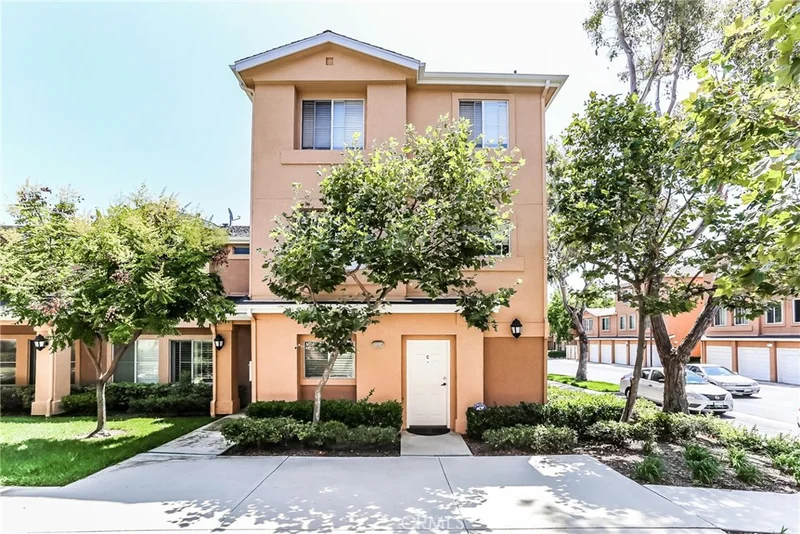 1041 Harbor Heights #C, Harbor City, CA 90710