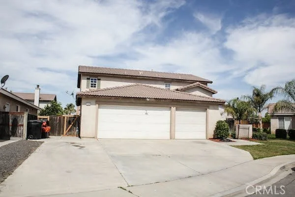 11330 Concord, Fontana, CA 92337