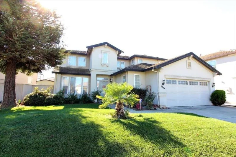 1854 Cromwell, Salinas, CA 93906