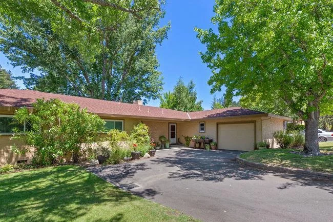 105 Hilton, Boulder Creek, CA 95006