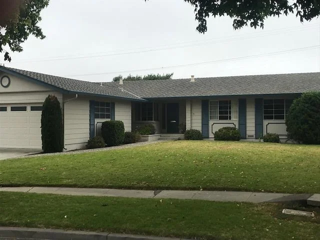 55 Paraiso, Salinas, CA 93901