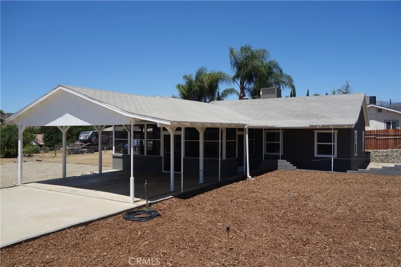 11852 2nd, Yucaipa, CA 92399