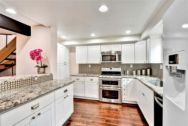 11522 215th #8, Lakewood, CA 90715