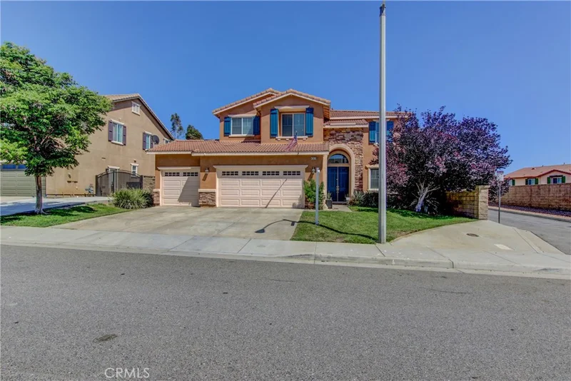 41070 Crimson Pillar, Lake Elsinore, CA 92532