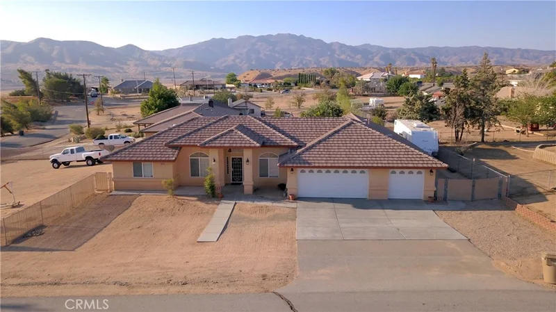 18621 Dunkirk, Hesperia, CA 92345