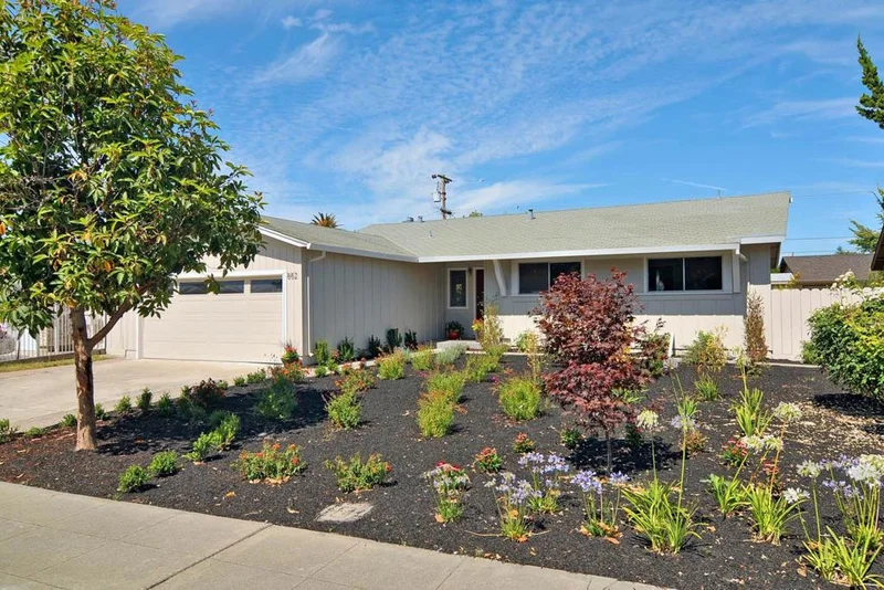 882 San Rafael, Mountain View, CA 94043