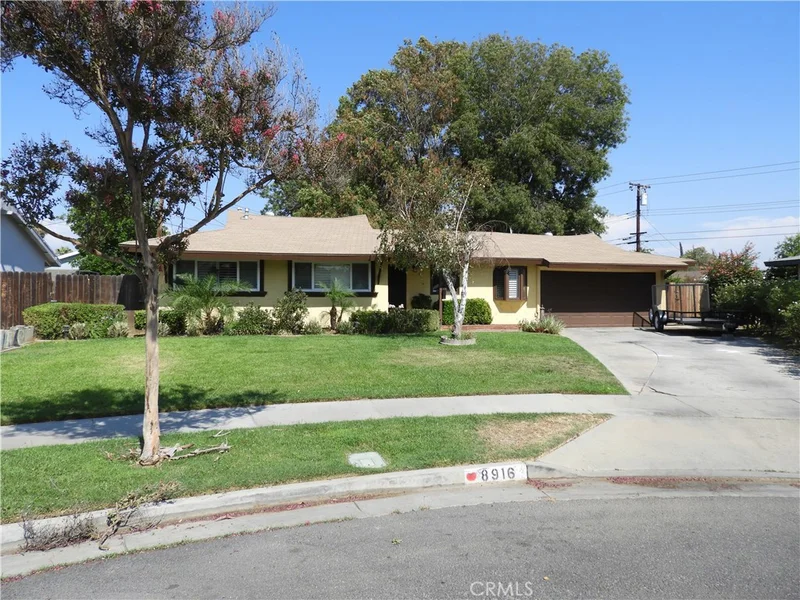 8916 Parma, Riverside, CA 92503