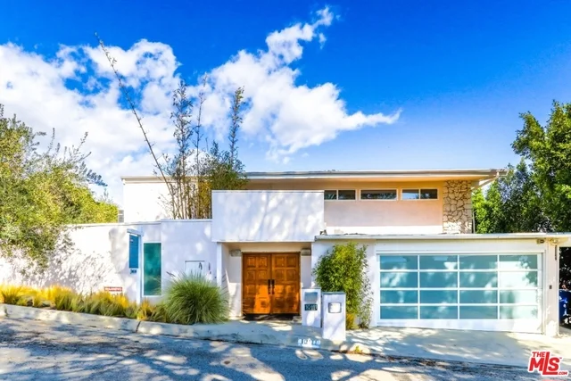 10111 Angelo View, Beverly Hills, CA 90210