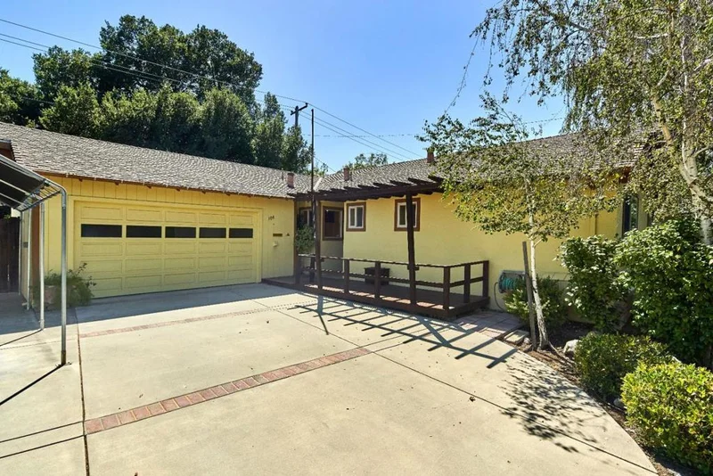 104 Oakpark, Los Gatos, CA 95032