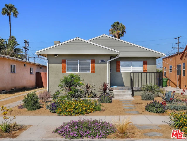 6227 Long, Los Angeles, CA 90043