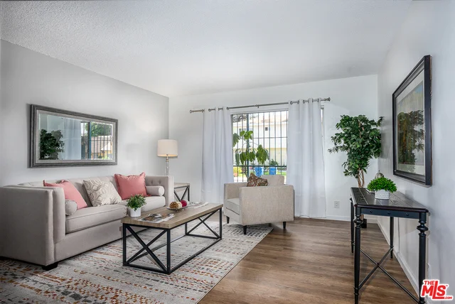 900 Kincaid #3, Inglewood, CA 90302