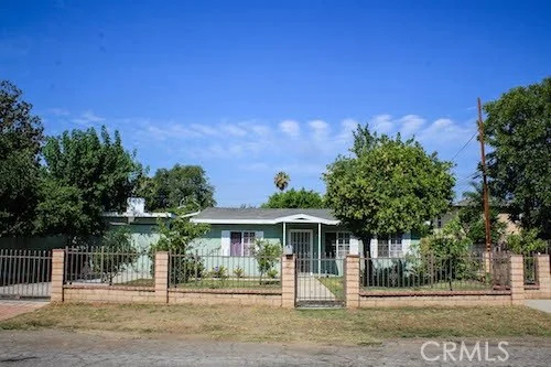 855 Linden Street, Pomona, CA 91766