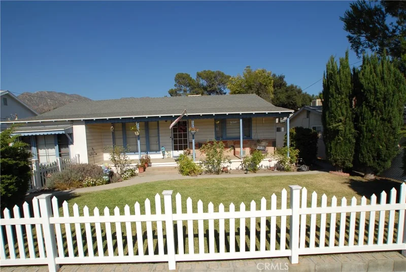 10334 Whitegate, Sunland, CA 91040