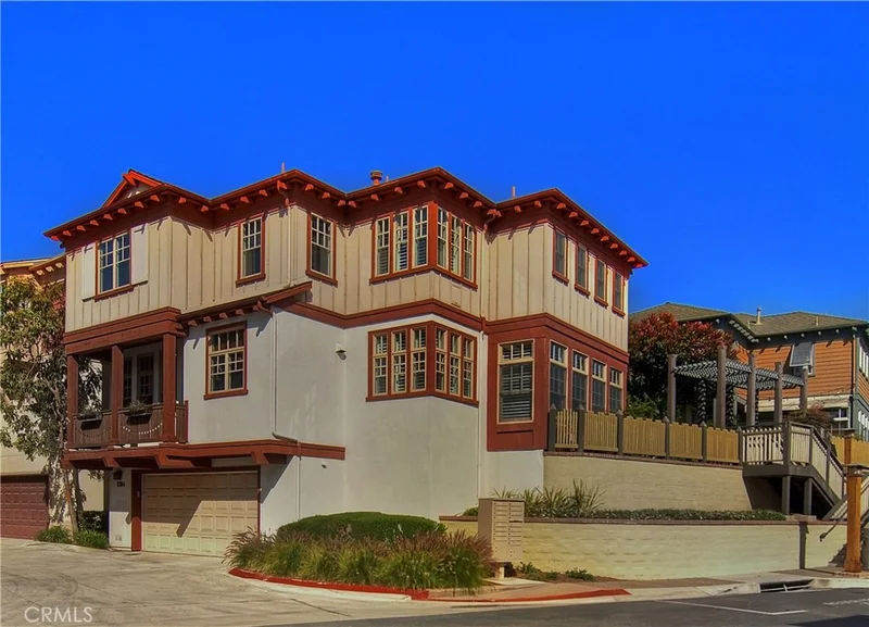 2584 Bungalow Pl, Corona Del Mar, CA 92625